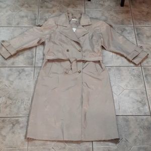 *Vintage British Mist Trench Coat Women’s Champagne Shimmer Belted